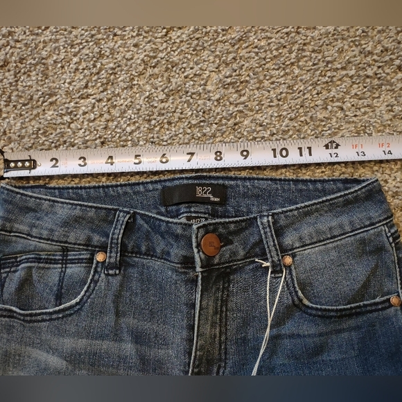 1822 Denim Blue Jeans - Picture 7 of 15